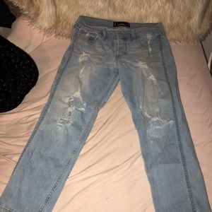 Mid rise boyfriend jeans